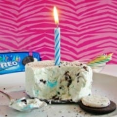 Oreo Birthday Ice Cream Cakes from @KatrinasKitchen